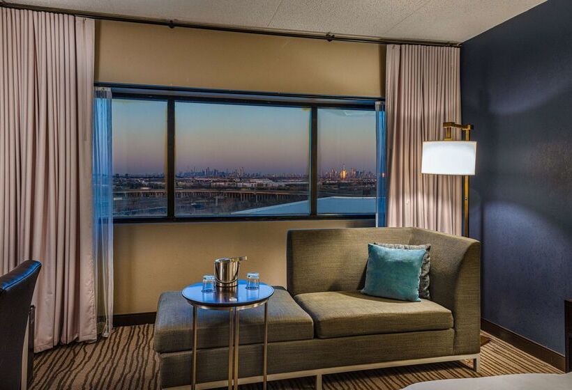Doubletree By Hilton Hotel Newark Airport