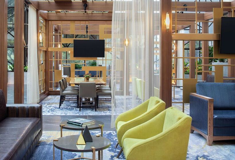 Doubletree By Hilton Hotel Newark Airport