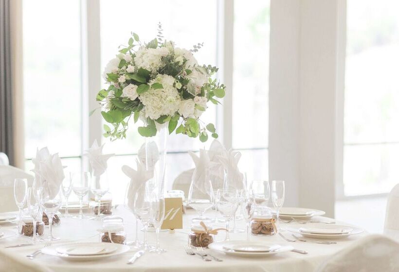 فندق Doubletree By Hilton Pomona