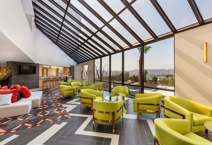 فندق Doubletree By Hilton Pomona