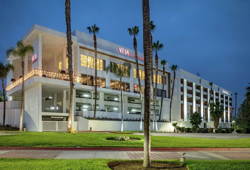 فندق Doubletree By Hilton Pomona