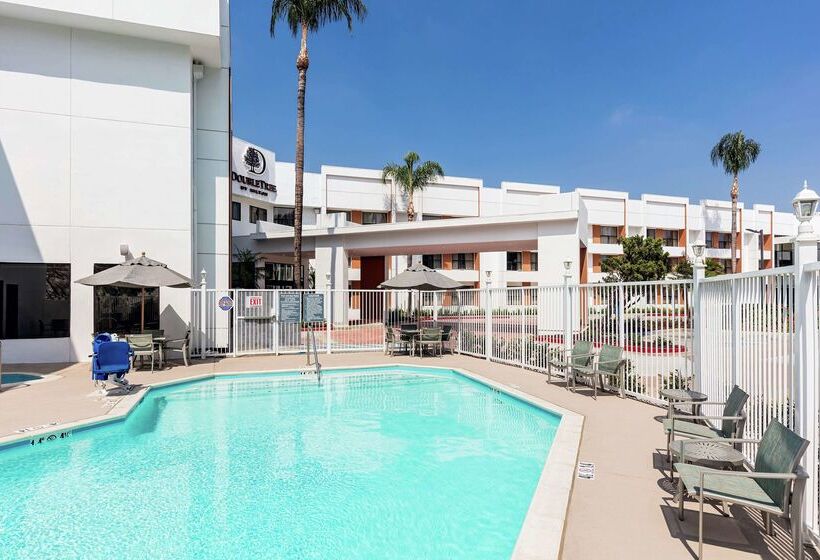 فندق Doubletree By Hilton Pomona