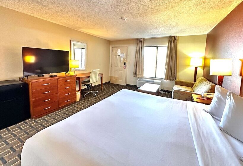 בית מלון כפרי Days Inn & Suites By Wyndham Bossier City