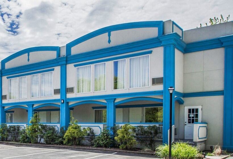 فندق Econo Lodge Inn & Suites Old Saybrook  Westbrook