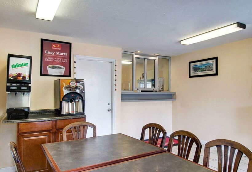 فندق Econo Lodge