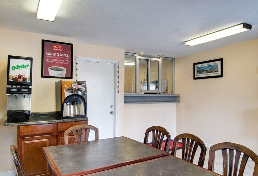 هتل Econo Lodge
