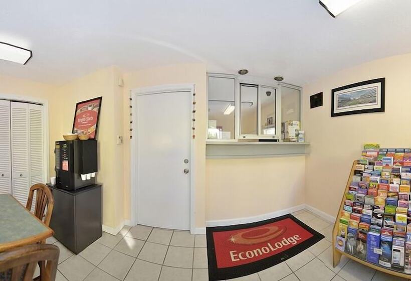 فندق Econo Lodge