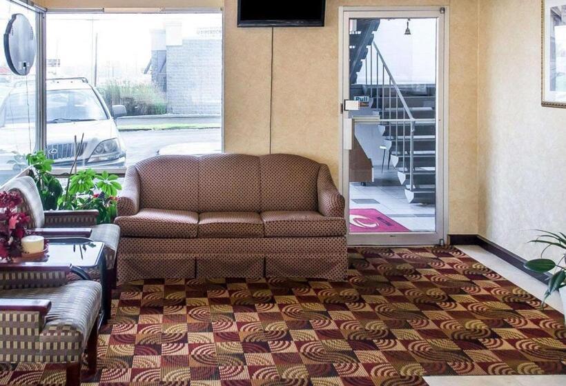 فندق Economy Inn & Suites