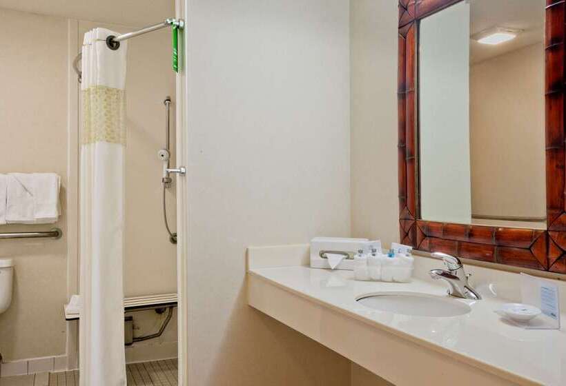 فندق Hampton Inn & Suites Salt Lake City Airport
