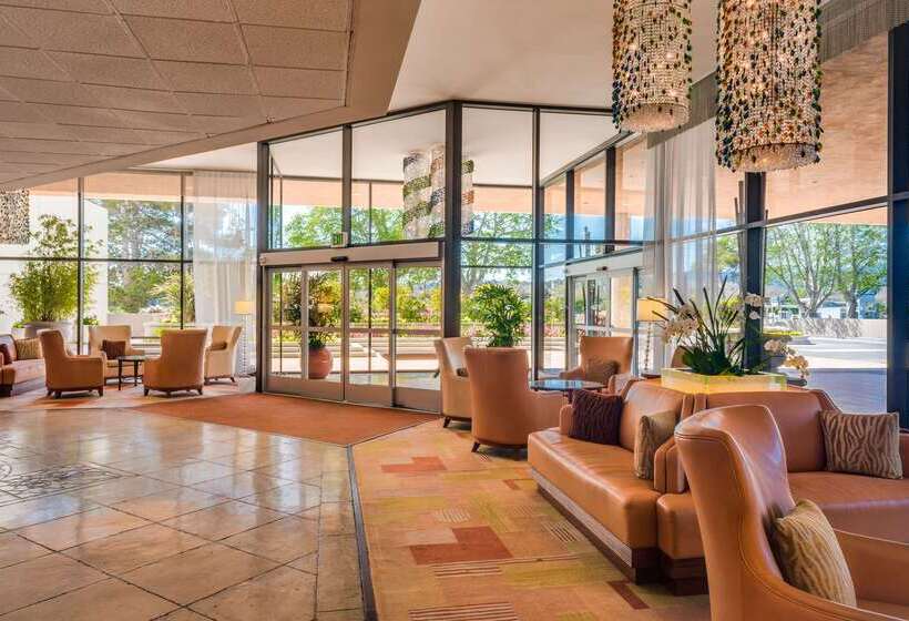 Отель Hilton San Francisco Airport Bayfront