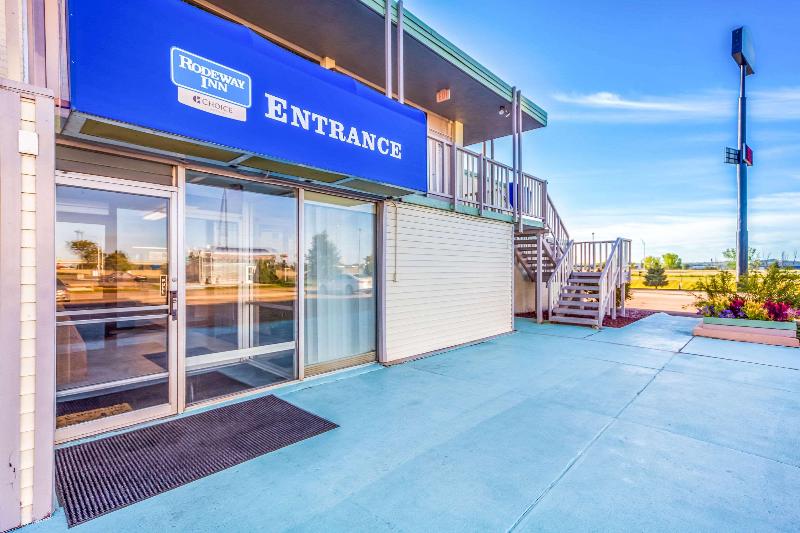 Отель Hospitality Inn