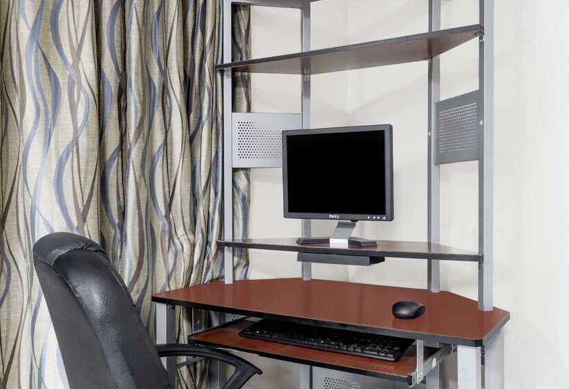 酒店 Howard Johnson By Wyndham Savannah Ga