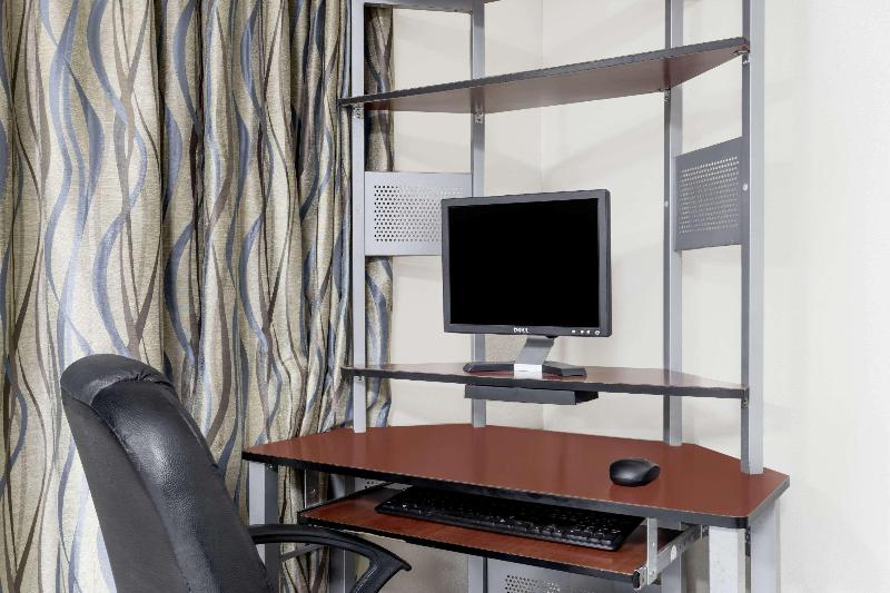 酒店 Howard Johnson By Wyndham Savannah Ga