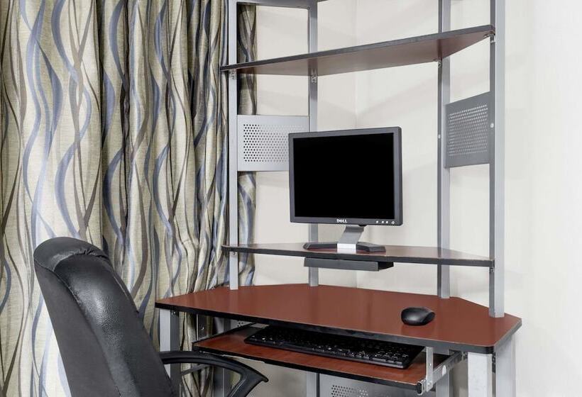 酒店 Howard Johnson By Wyndham Savannah Ga