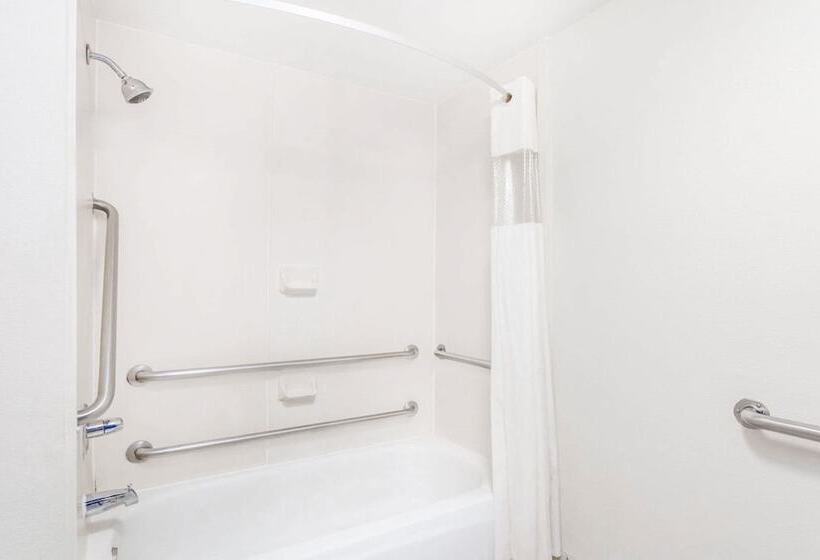 酒店 Howard Johnson By Wyndham Savannah Ga