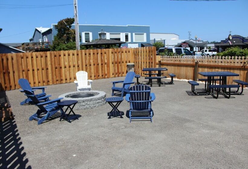 酒店 Inn At The Sea