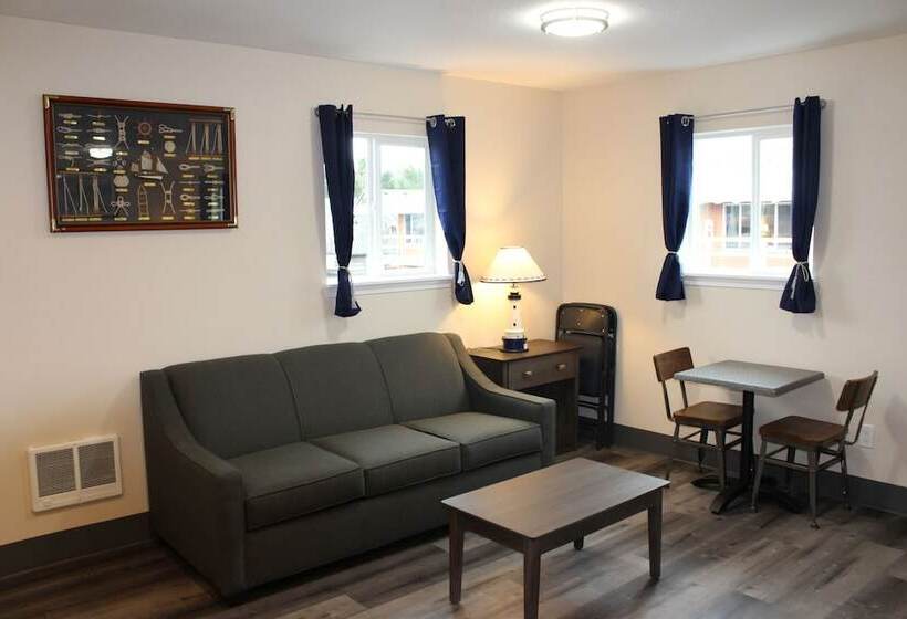 酒店 Inn At The Sea