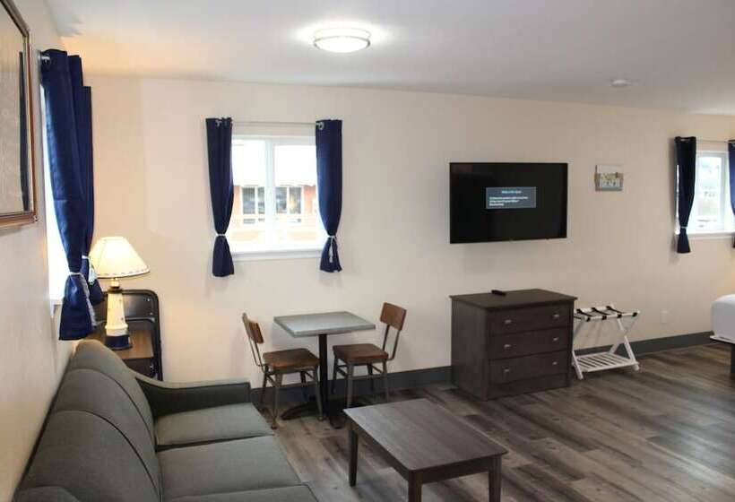 酒店 Inn At The Sea