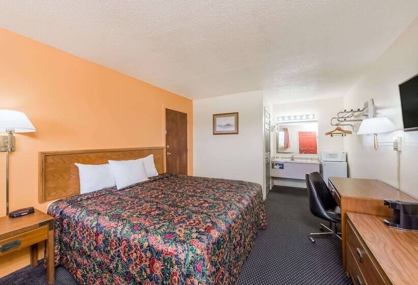 בית מלון כפרי Knights Inn   Chanute