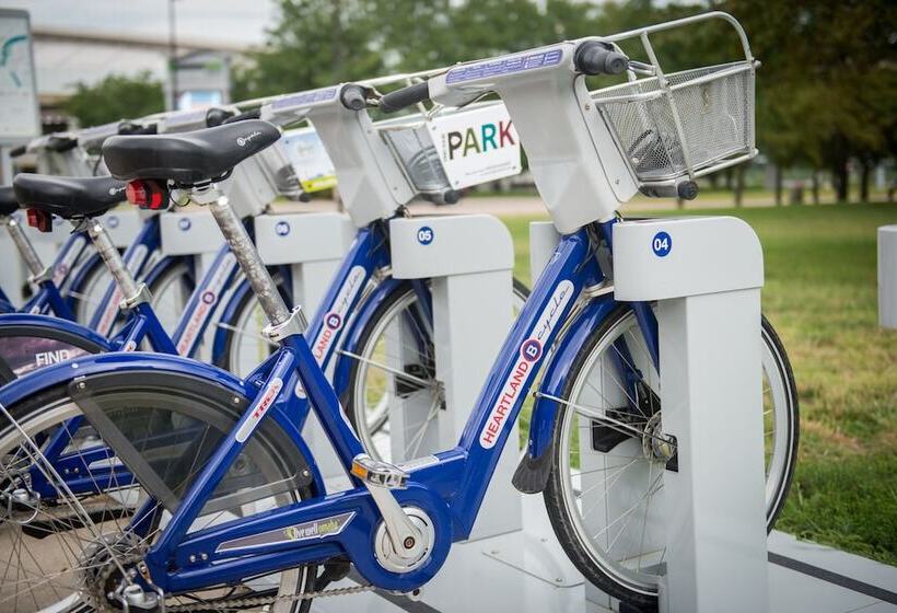 Magnolia Hotel Omaha