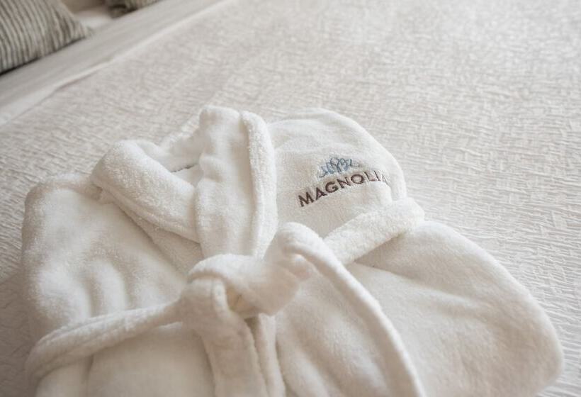 Magnolia Hotel Omaha