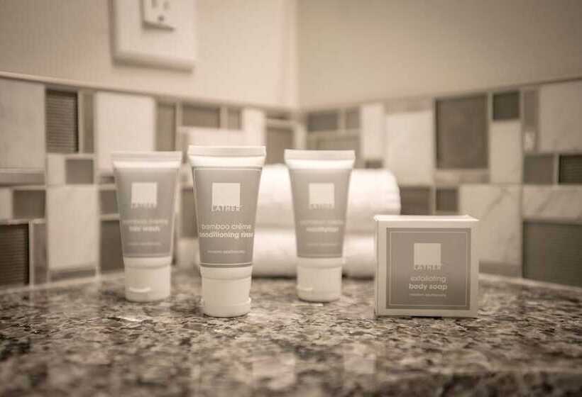 Magnolia Hotel Omaha