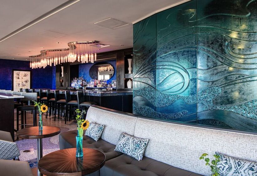 فندق One Ocean Resort And Spa