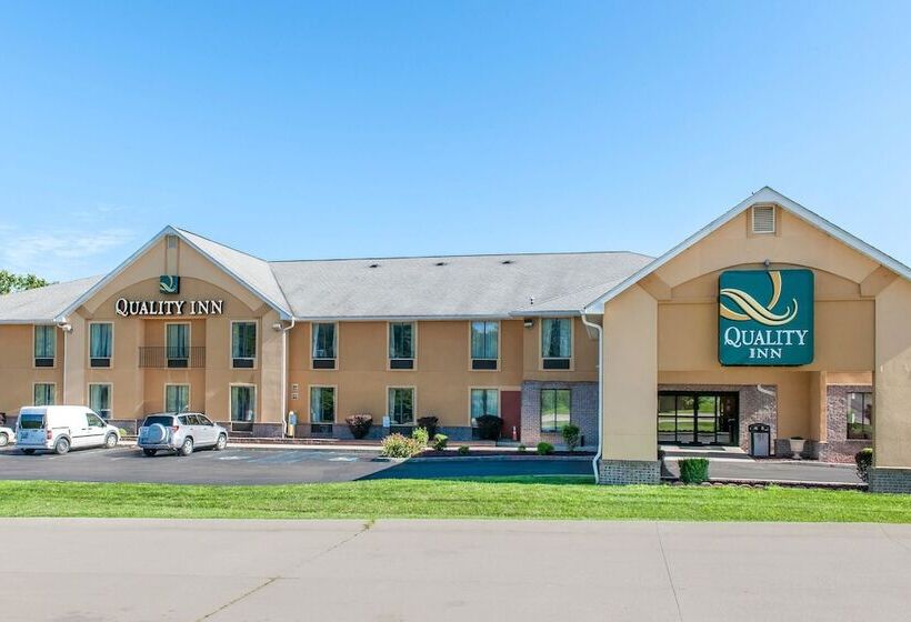 ホテル Quality Inn Bloomington Near University