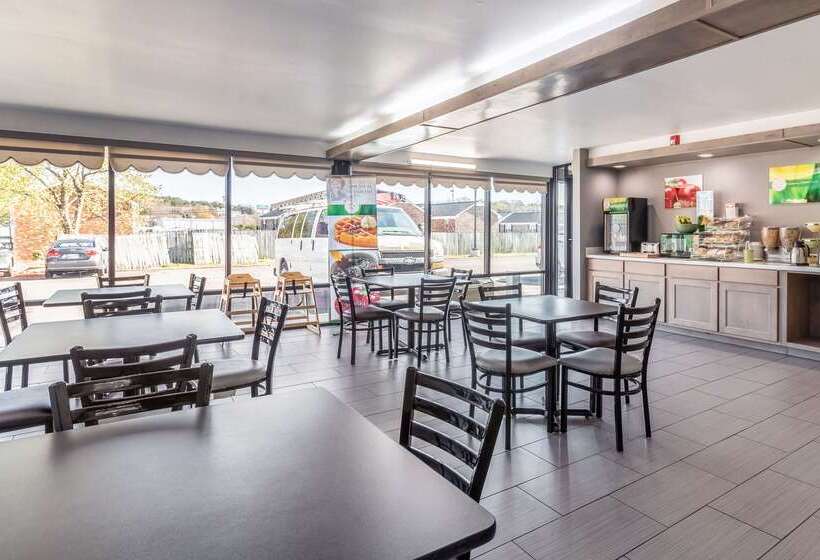 فندق Quality Inn