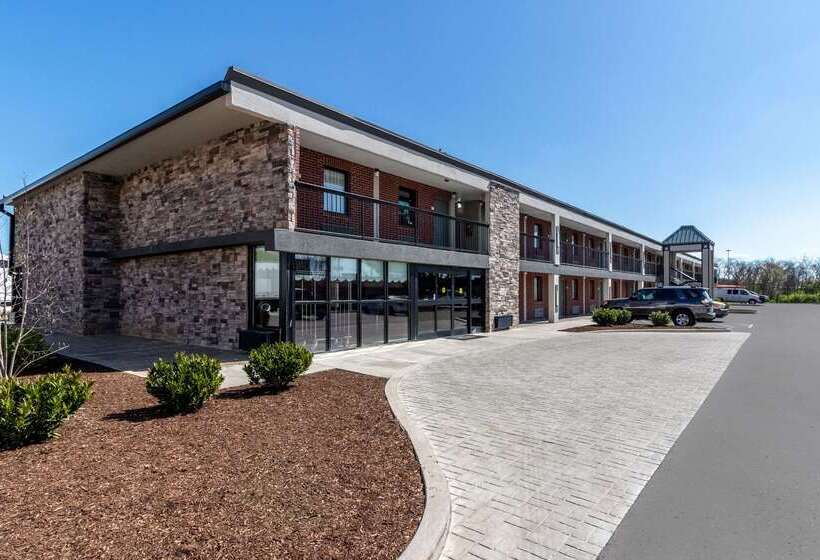 فندق Quality Inn