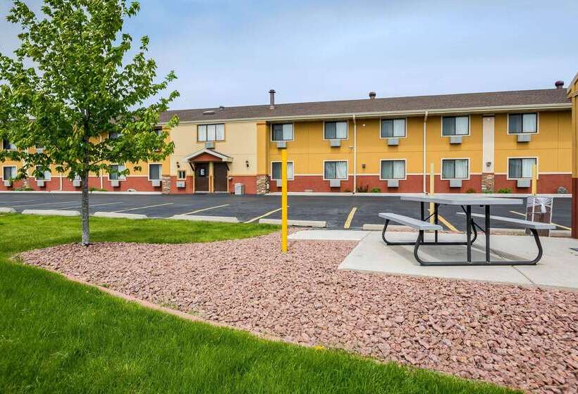 فندق Quality Inn Janesville North