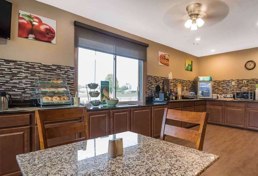 فندق Quality Inn Janesville North