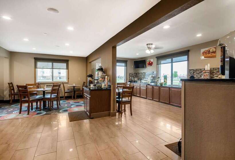 فندق Quality Inn Janesville North