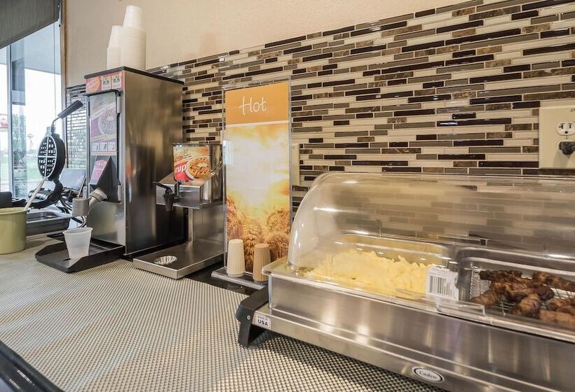 فندق Quality Inn Janesville North