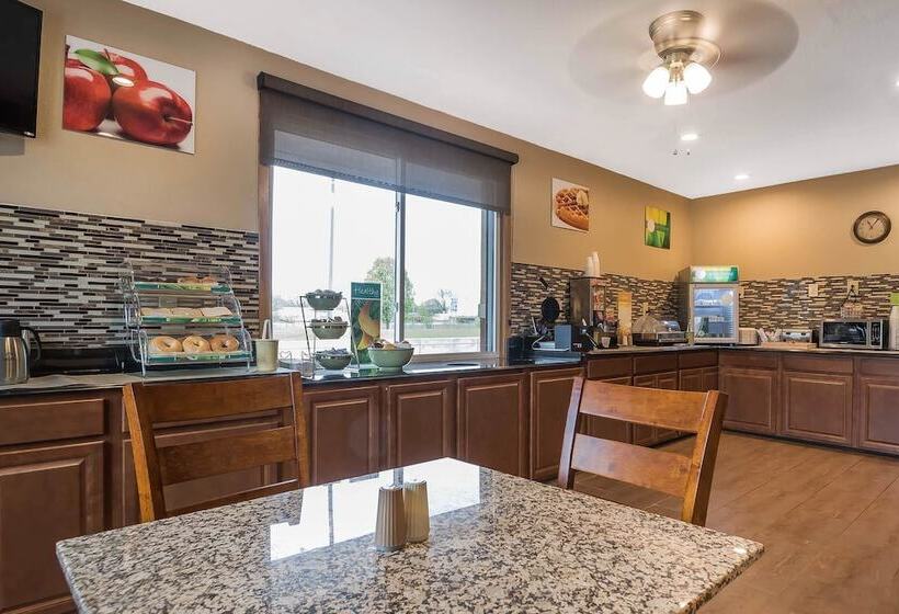 فندق Quality Inn Janesville North