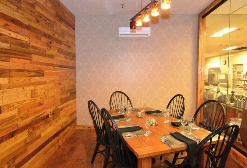 בית מלון כפרי Reading Vitality