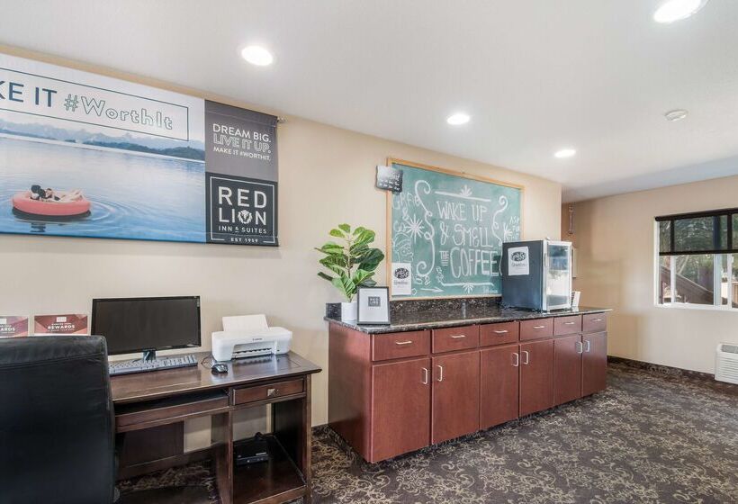 Отель Red Lion Inn & Suites Vancouver