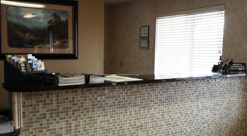 酒店 Rodeway Inn Rapid City