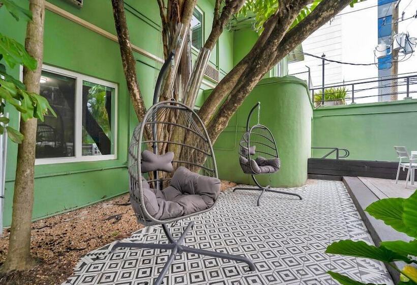 Garden Hotel Miami Airport, Trademark Collection By Wyndham