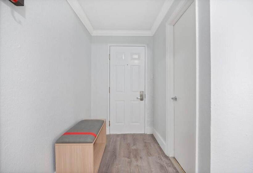 Garden Hotel Miami Airport, Trademark Collection By Wyndham