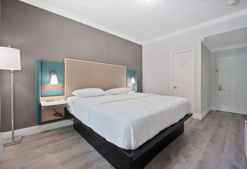 Garden Hotel Miami Airport, Trademark Collection By Wyndham