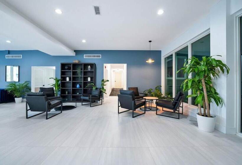 Garden Hotel Miami Airport, Trademark Collection By Wyndham