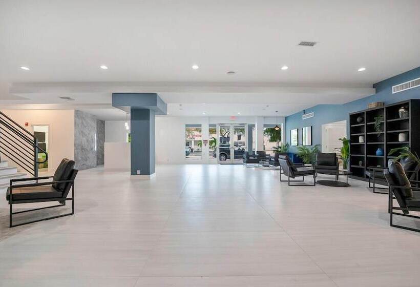 Garden Hotel Miami Airport, Trademark Collection By Wyndham