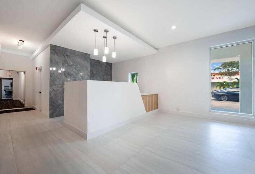 Garden Hotel Miami Airport, Trademark Collection By Wyndham