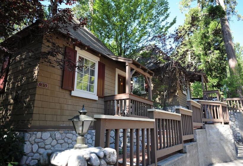 ホテル Saddleback Inn At Lake Arrowhead