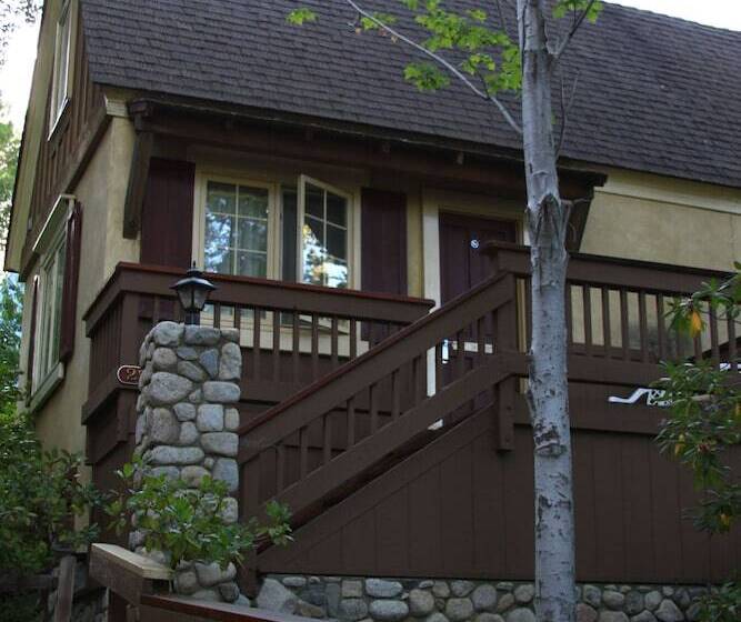 בית מלון כפרי Saddleback Inn At Lake Arrowhead