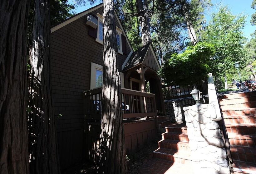 בית מלון כפרי Saddleback Inn At Lake Arrowhead