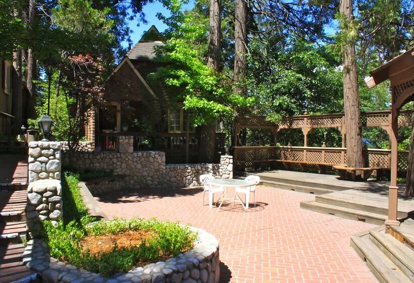 ホテル Saddleback Inn At Lake Arrowhead