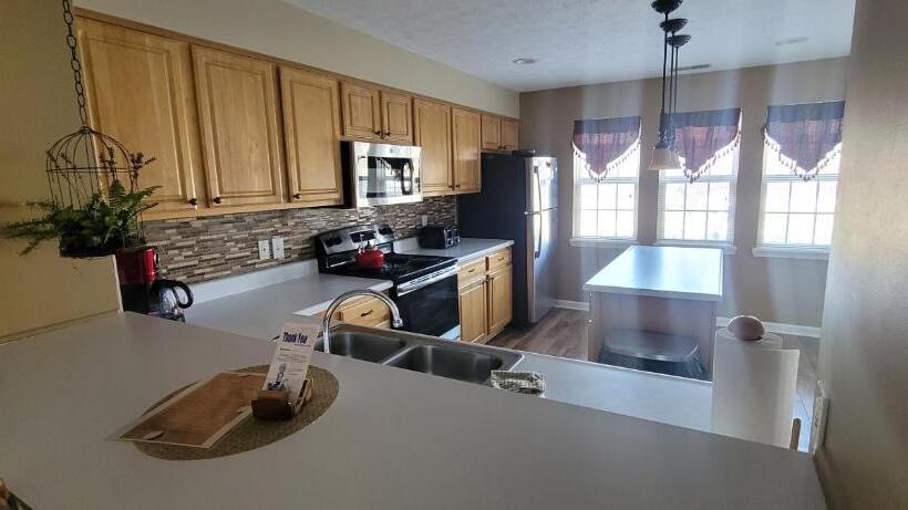 בית מלון כפרי Salt Creek Golf Retreat