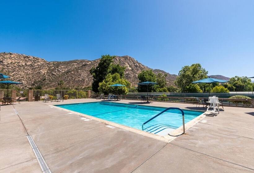 فندق San Diego Country Estates